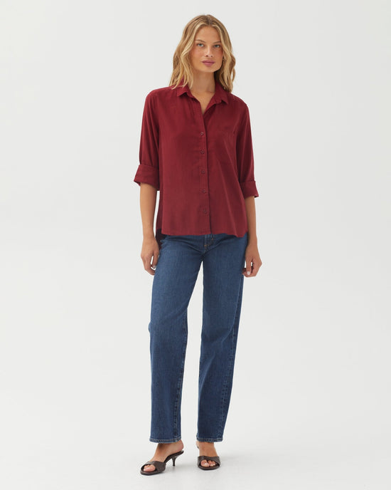 Bella Dahl Shirt Tail Button Down - Deep Crimson