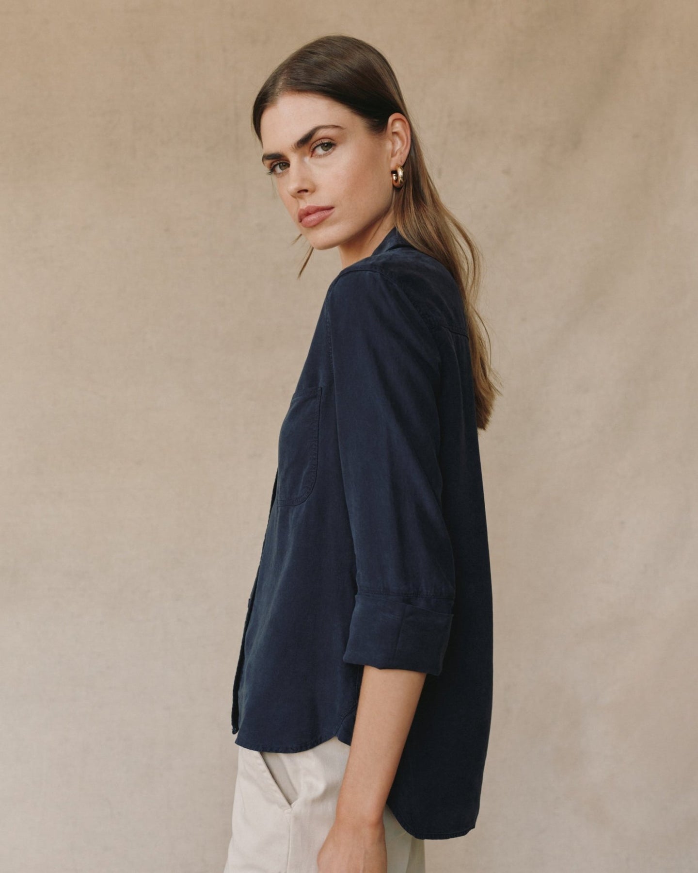 Bella DahlShirt Tail Button Down - Endless SeaTops