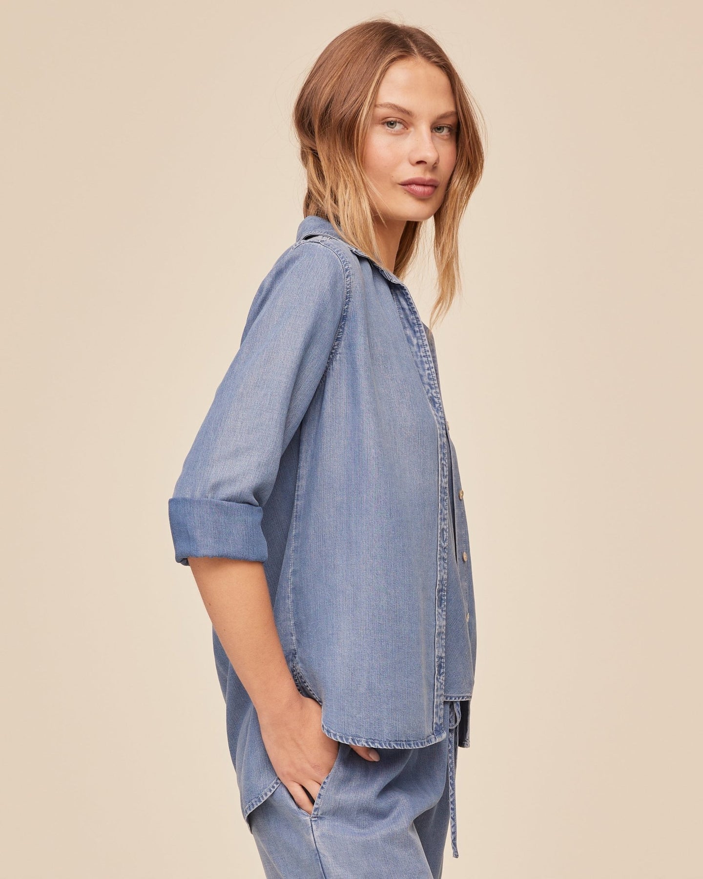 Bella DahlShirt Tail Button Down - Indigo Harbor WashTops