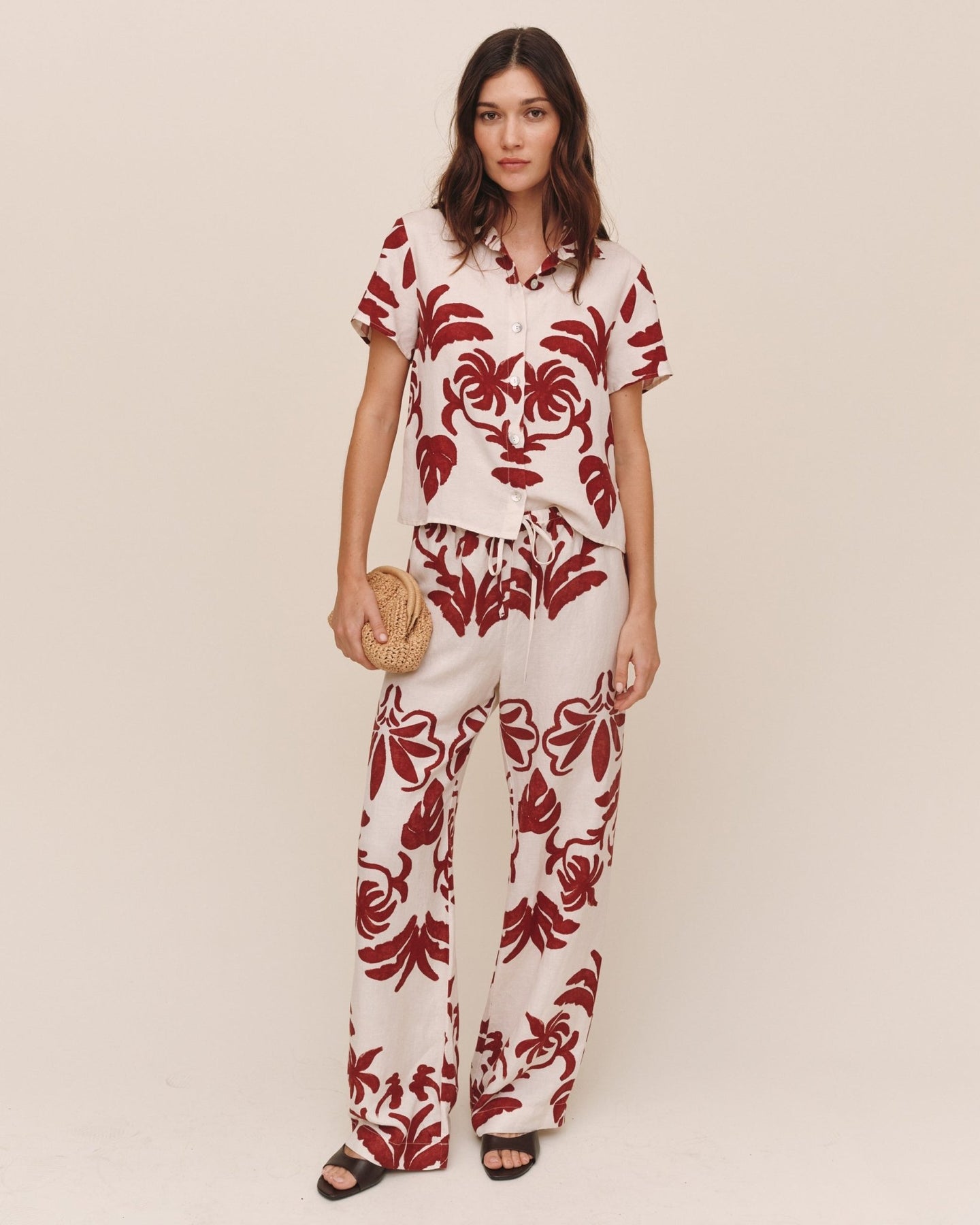 Bella DahlShort Sleeve Camp Shirt - Island Damask PrintTops