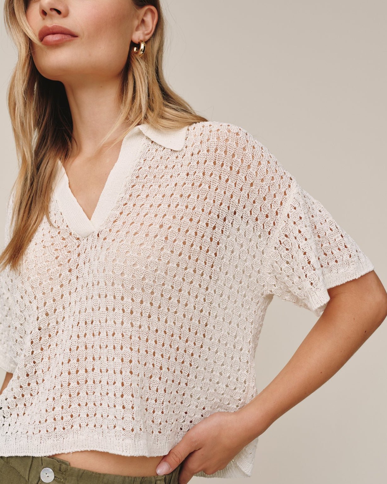 Bella DahlShort Sleeve Crop Pullover - Sand StoneSweaters