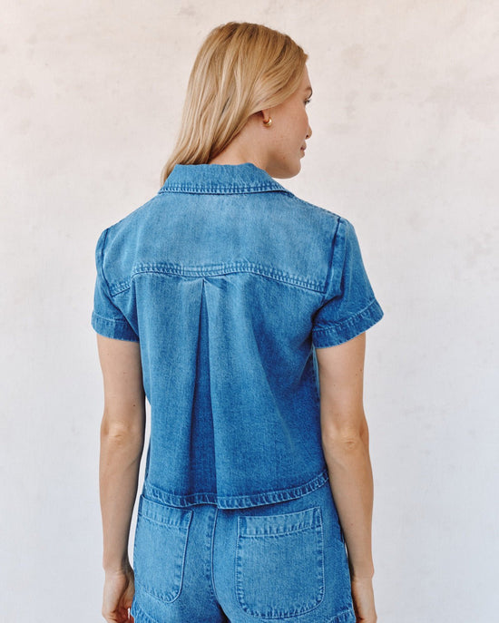 Bella Dahl Short Sleeve Flap Pocket Shirt - Spring Horizon Wash View 2