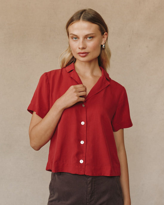 Bella Dahl Short Sleeve Flowy Button Down - Ruby Red
