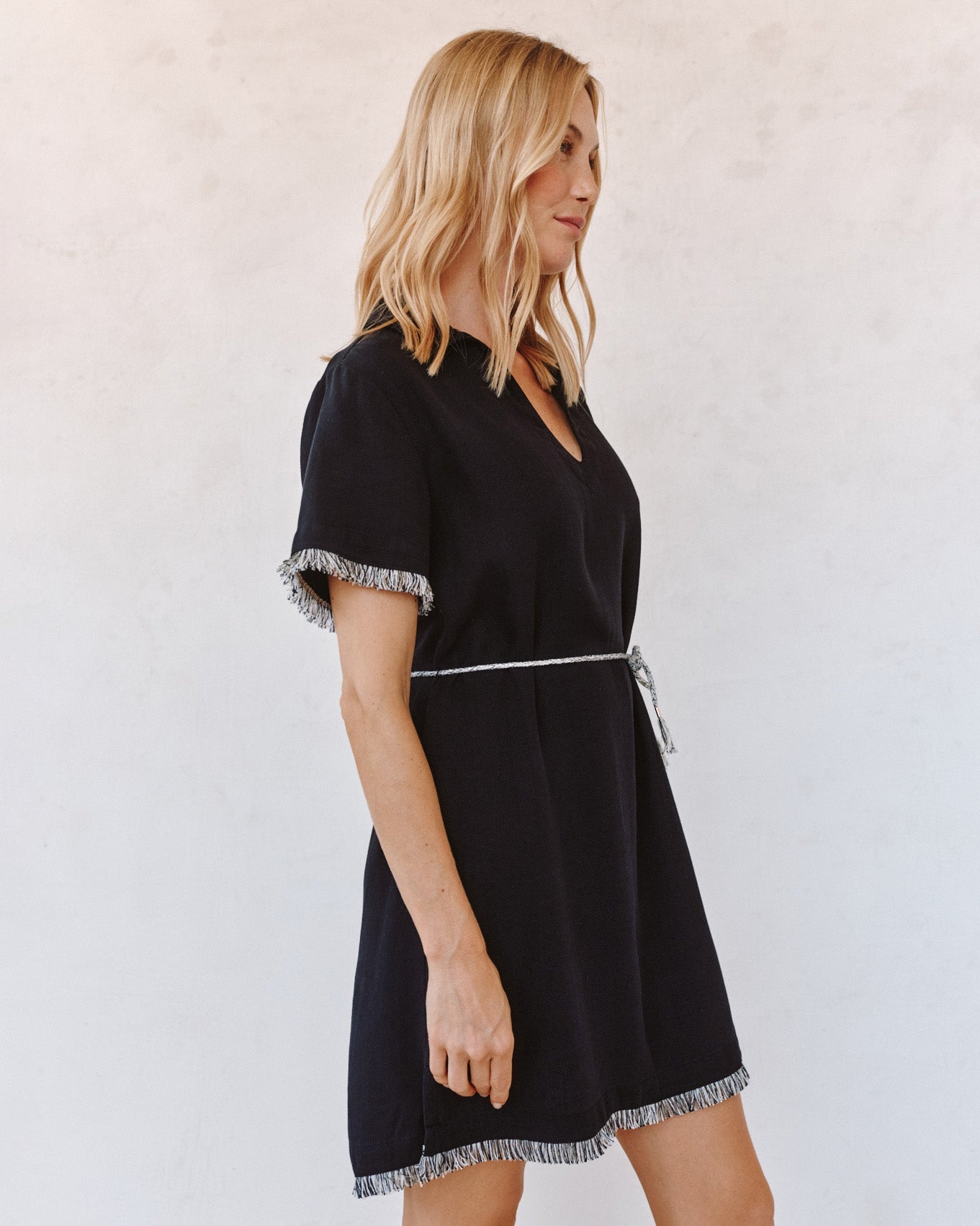 Short Sleeve Fray Edge Mini Dress - Black – Bella Dahl