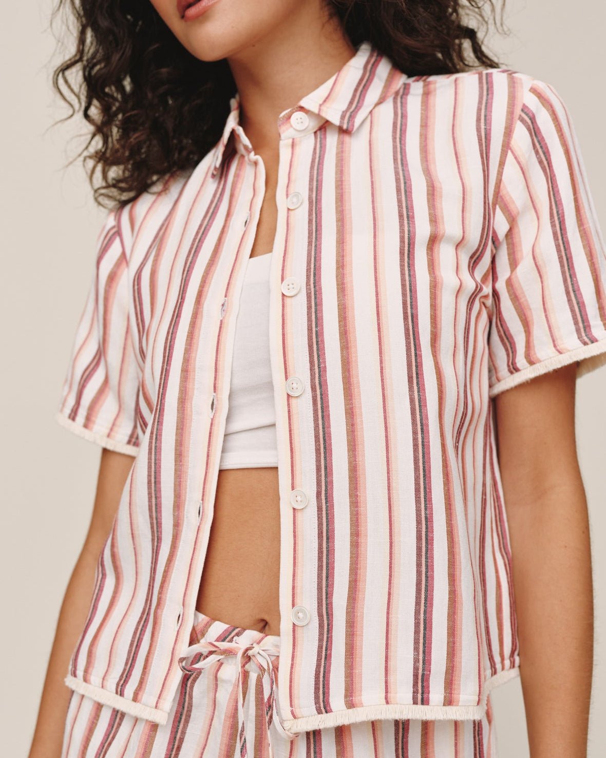 Bella DahlShort Sleeve Fringe Hem Shirt - Sunset StripeTops