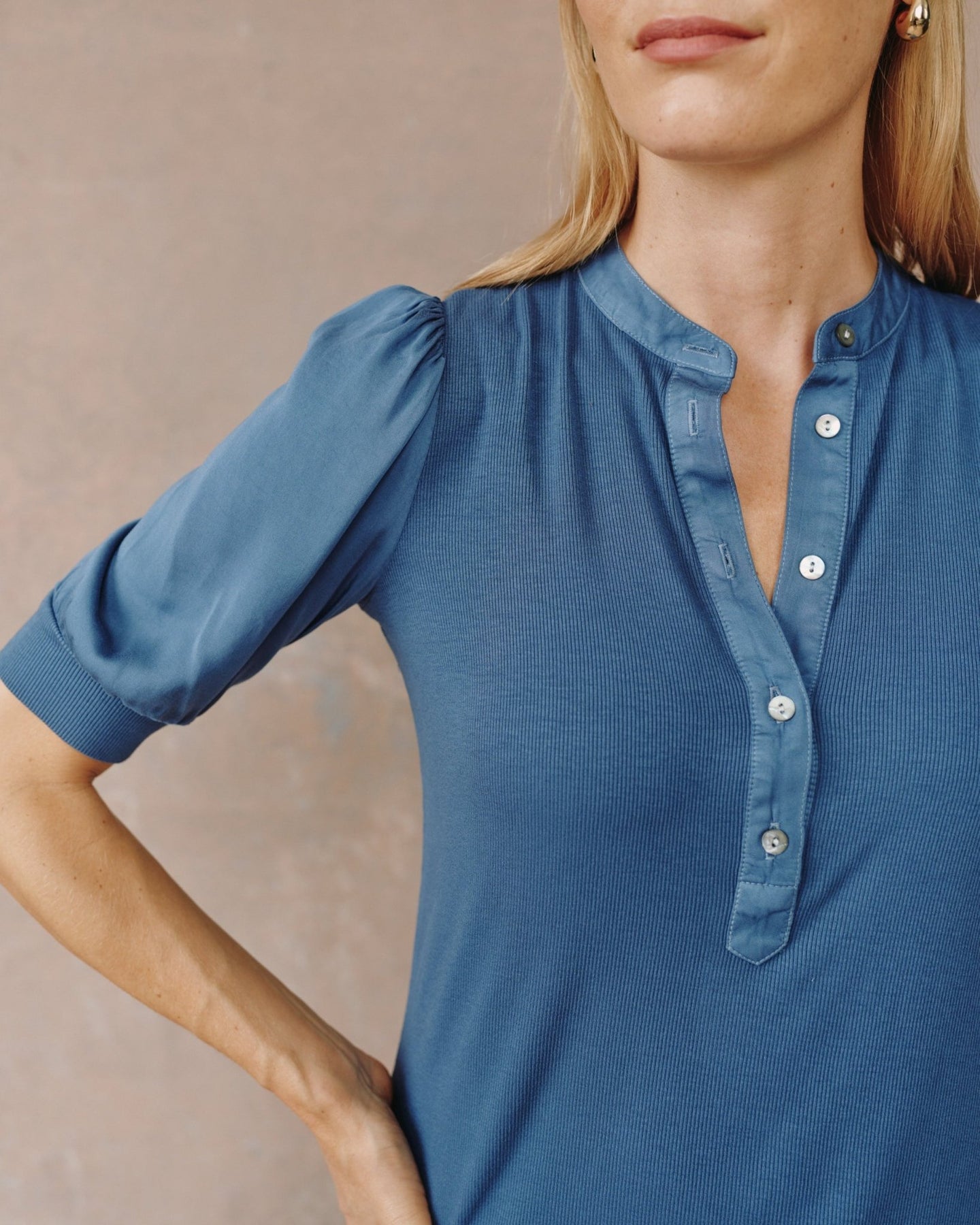 Bella DahlShort Sleeve Placket Mixed Shirt - Indigo BlueTops