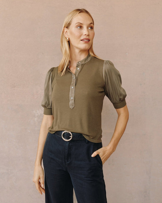 Bella Dahl Short Sleeve Placket Mixed Shirt- Ivy Green View 2