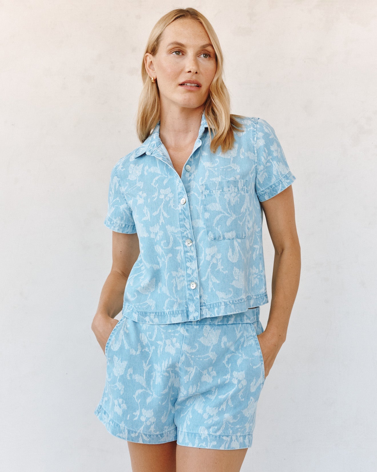 Bella DahlShort Sleeve Pocket Button Down - Vintage Fleur DenimTops