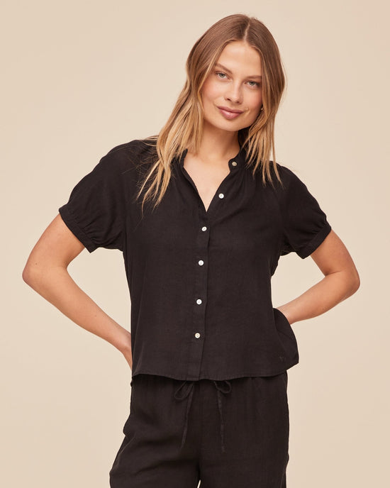Bella Dahl Short Sleeve Raglan Shirt - Black View 2