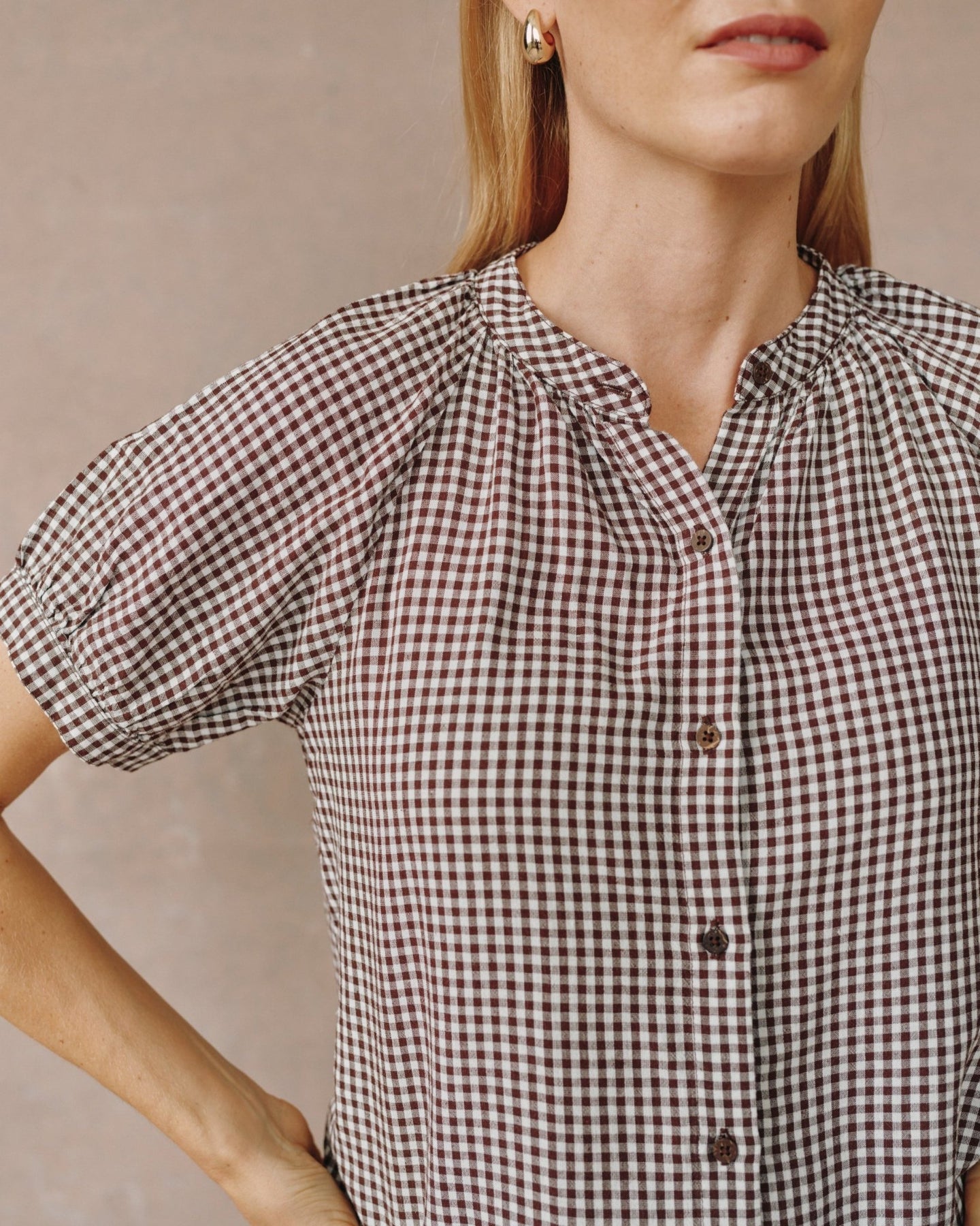 Bella DahlShort Sleeve Raglan Shirt - Brown Micro GinghamTops