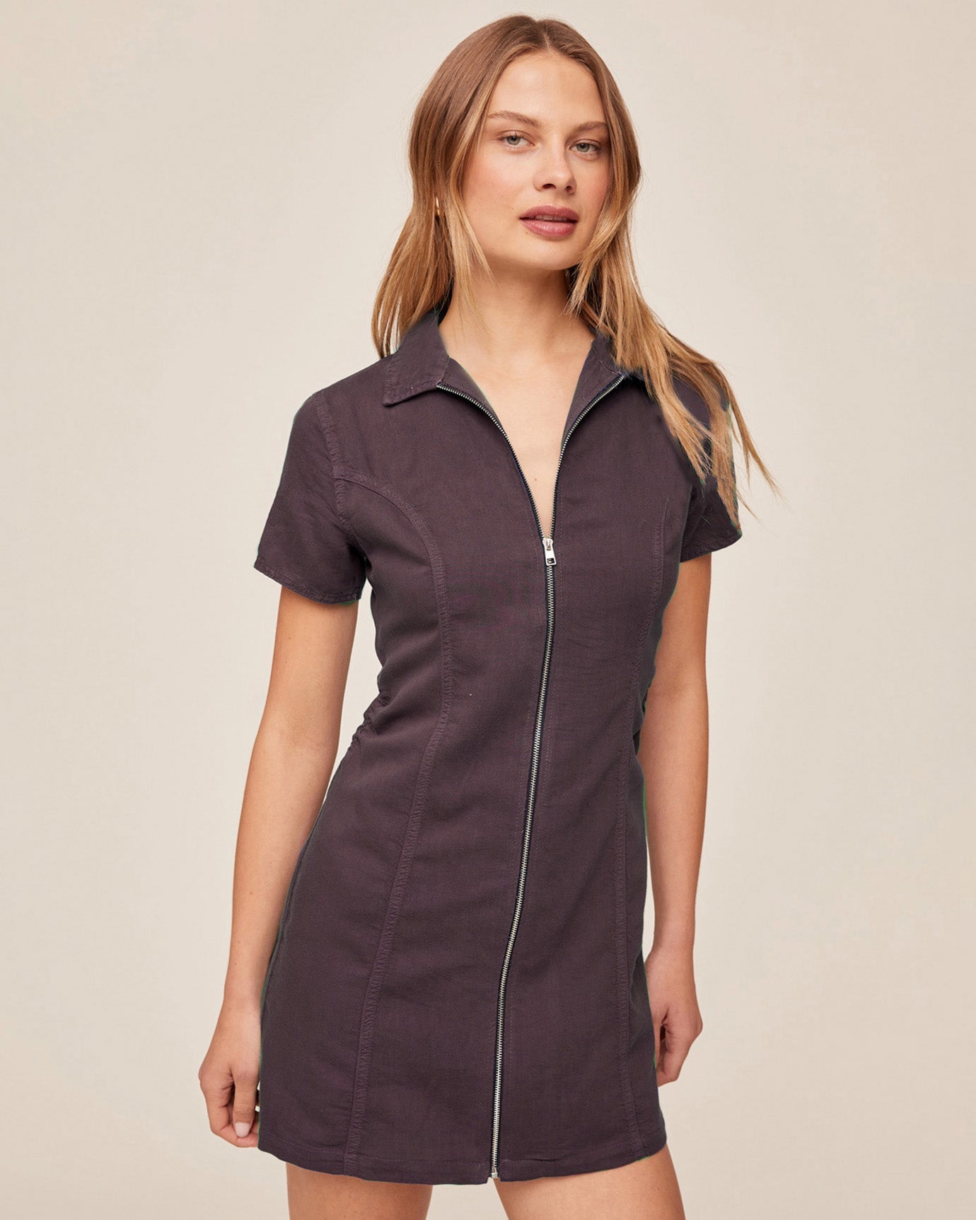 Bella DahlShort Sleeve Zip Front Dress - Plum HazeDresses