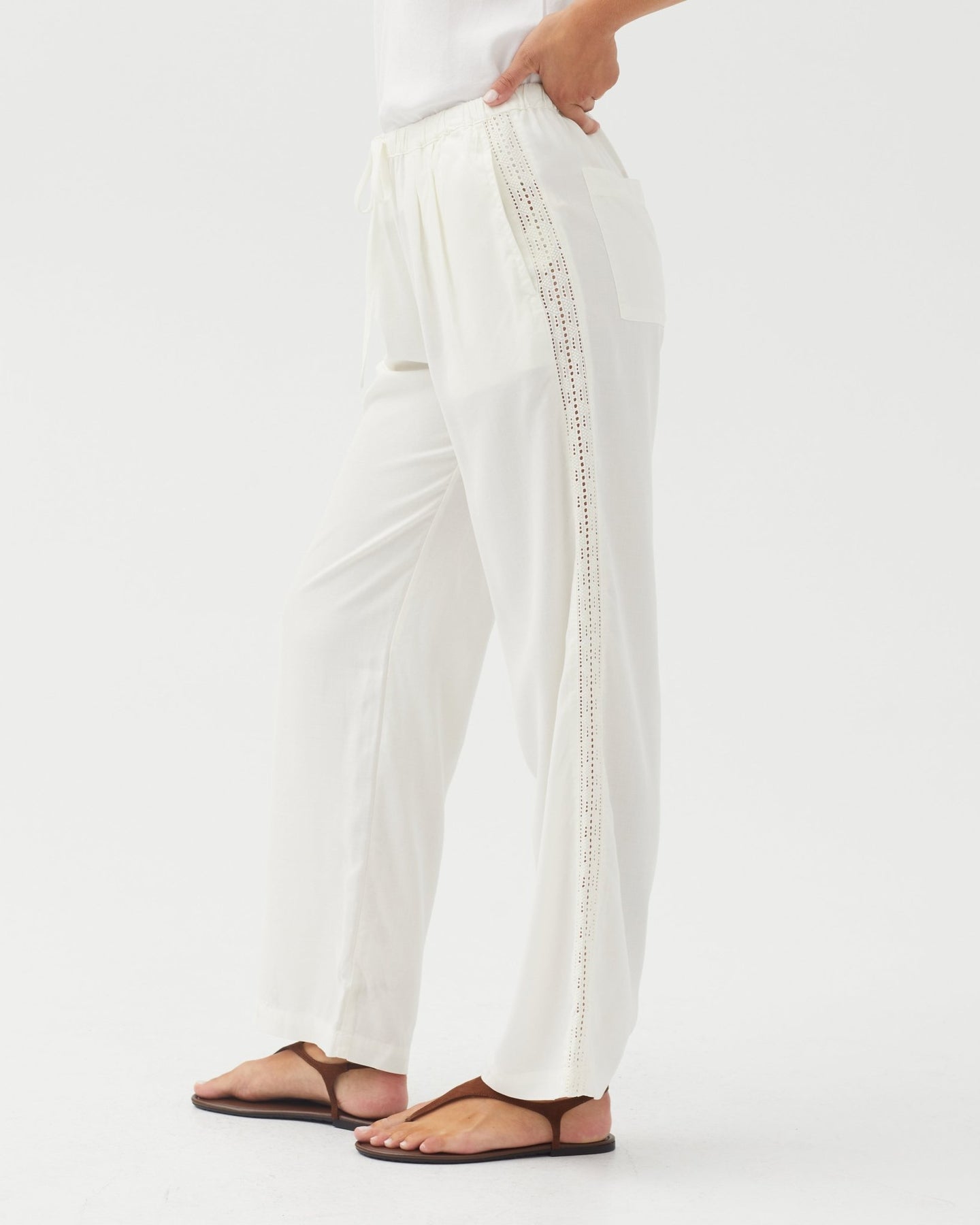 Bella DahlSide Seam Trim Pant - IvoryPants