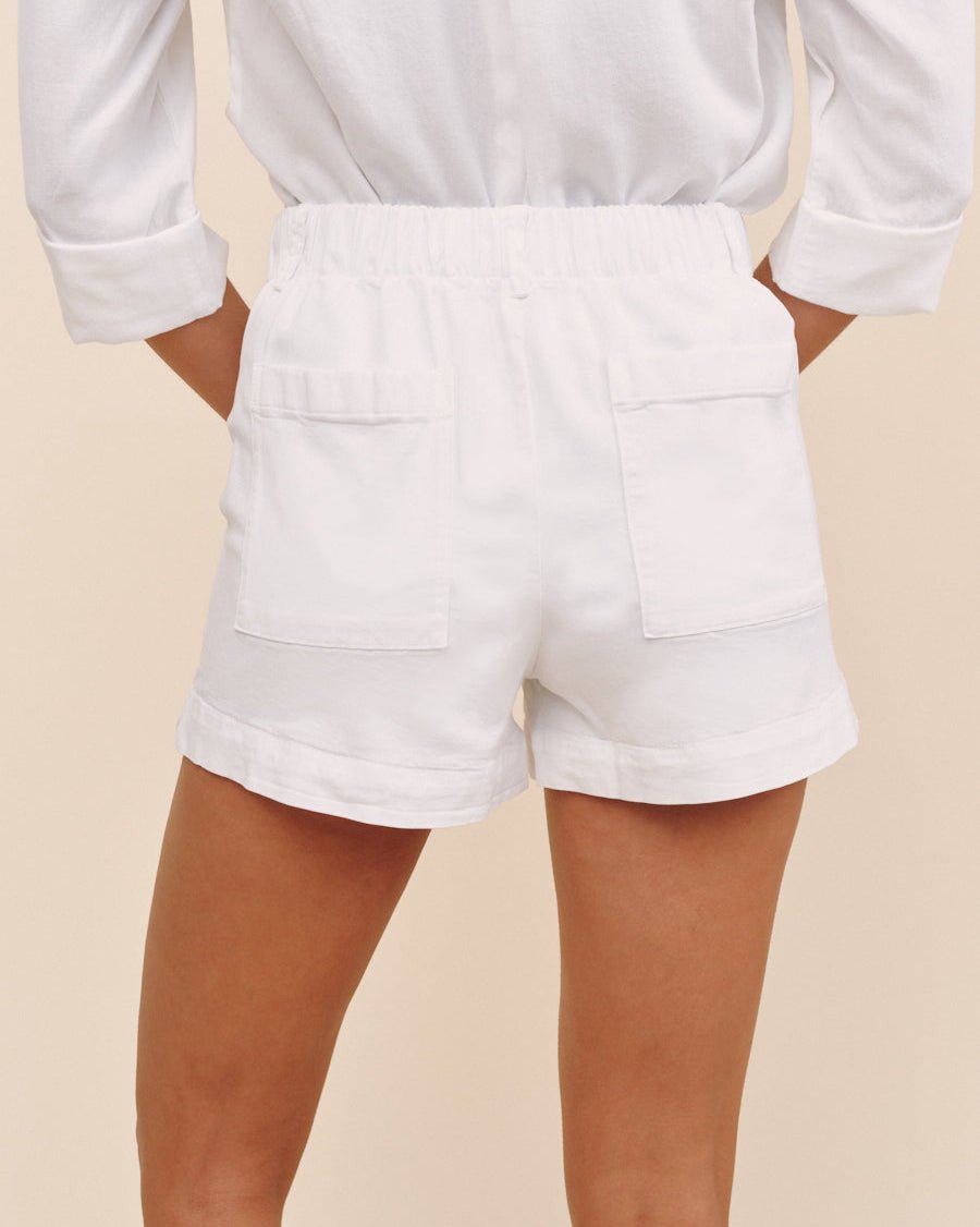 Side Slit Tennis Short - White – Bella Dahl