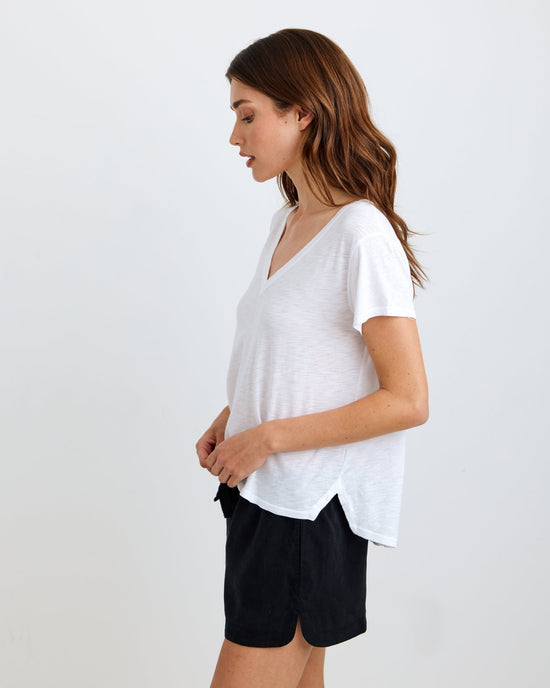 Bella Dahl Side Slit V-Neck Tee - White
