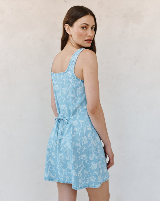 Bella Dahl Sleeveless Button Front Fitted Dress - Vintage Fleur Denim View 2