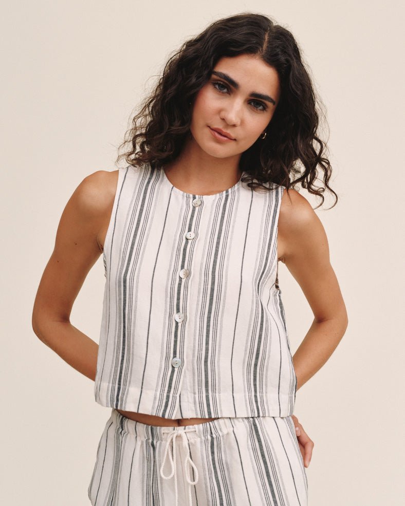 Bella DahlSleeveless Button Front Top - Boardwalk StripeTops
