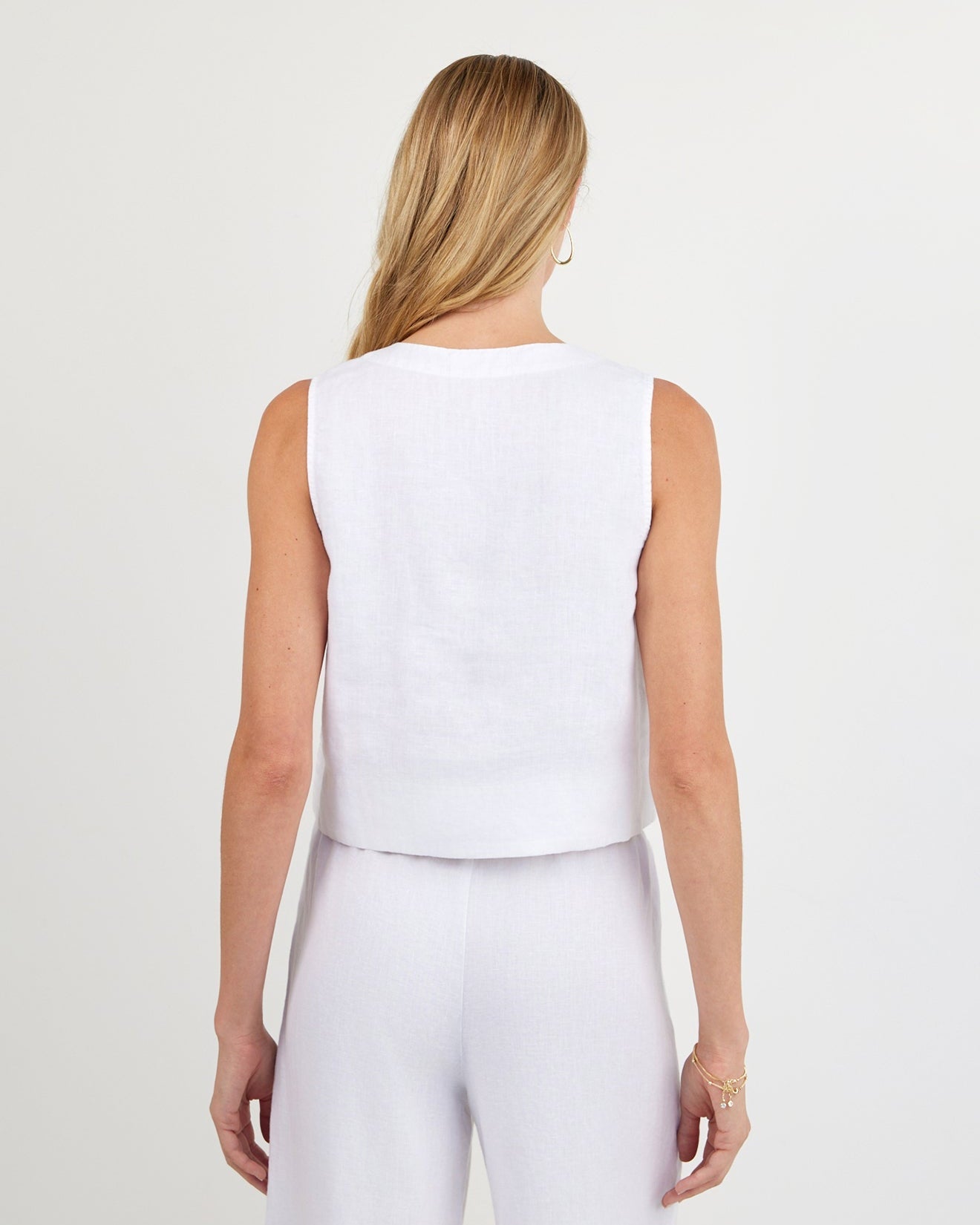 Bella DahlSleeveless Half Placket Top - WhiteTops