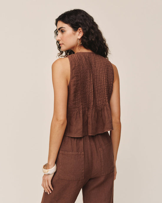 Bella Dahl Sleeveless Pintuck Top - Sea Glass Brown View 2