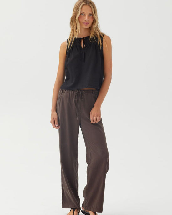 Bella Dahl Sleeveless Pullover - Black