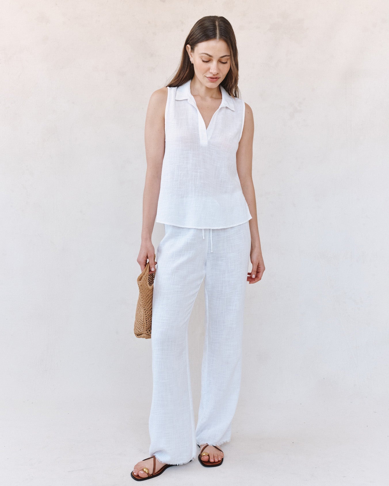 Bella DahlSleeveless Pullover - WhiteTops