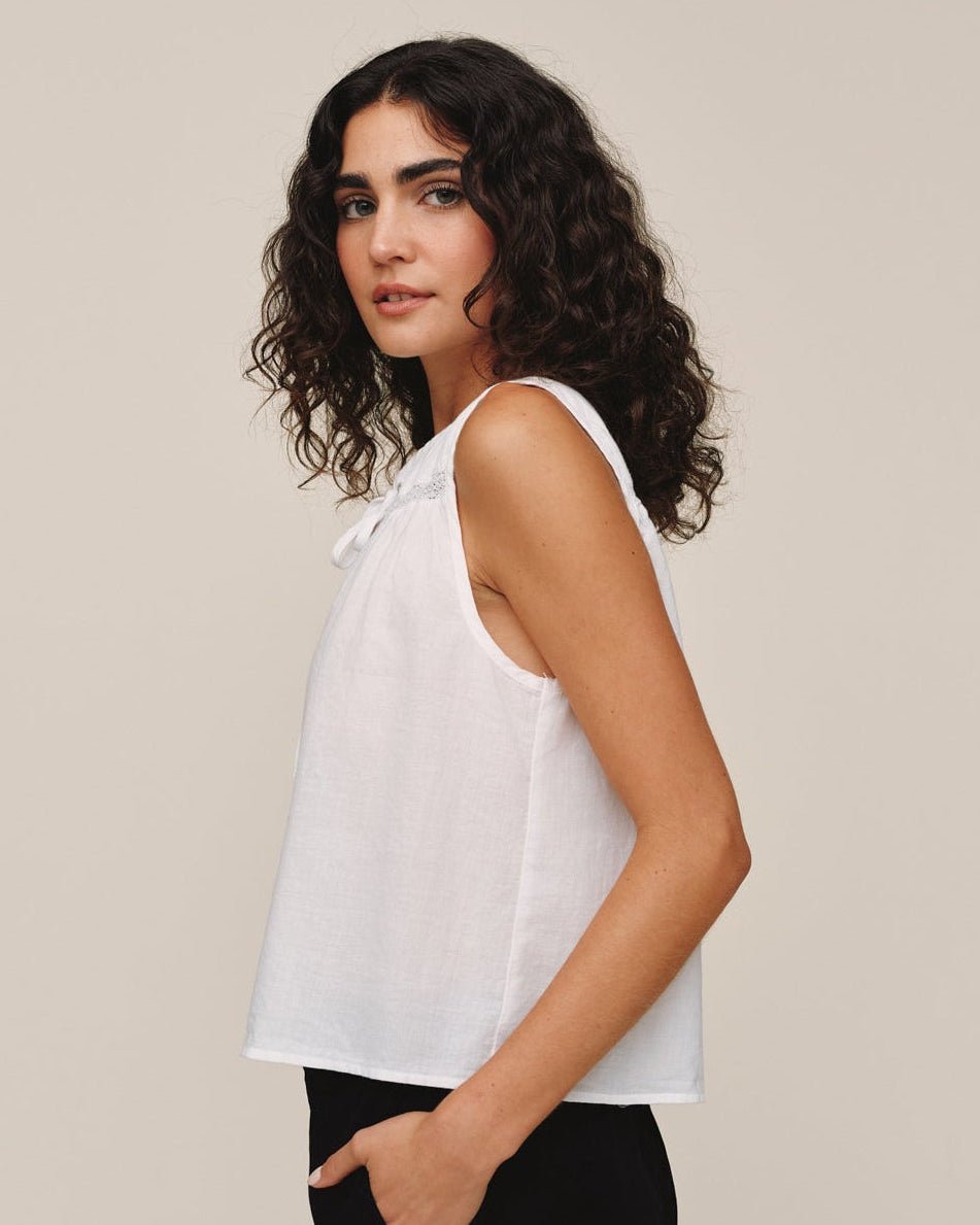 Bella DahlSleeveless Pullover - WhiteTops