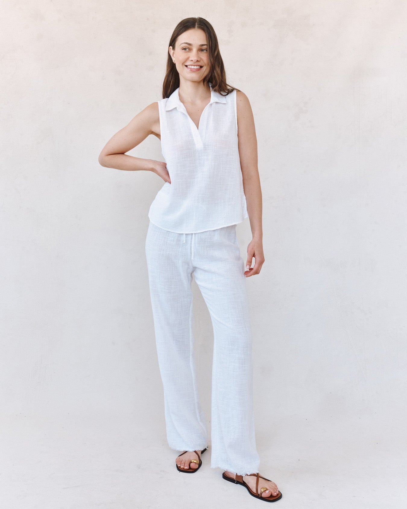 Bella DahlSleeveless Pullover - WhiteTops