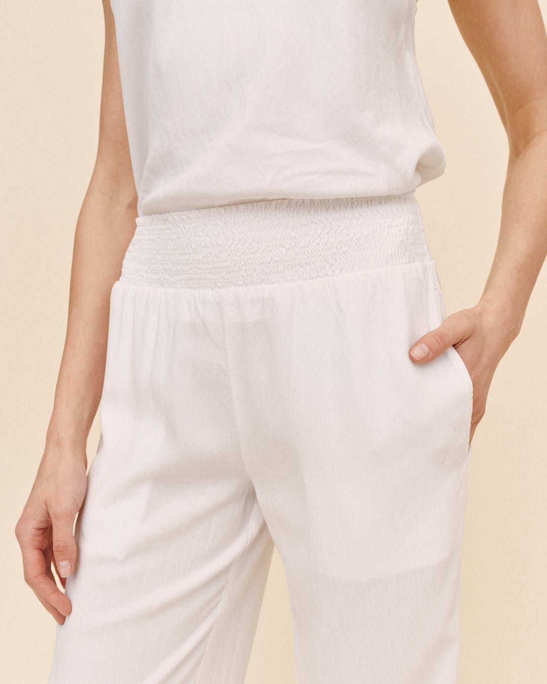 Bella DahlSmocked Waist Wide Leg - WhitePants