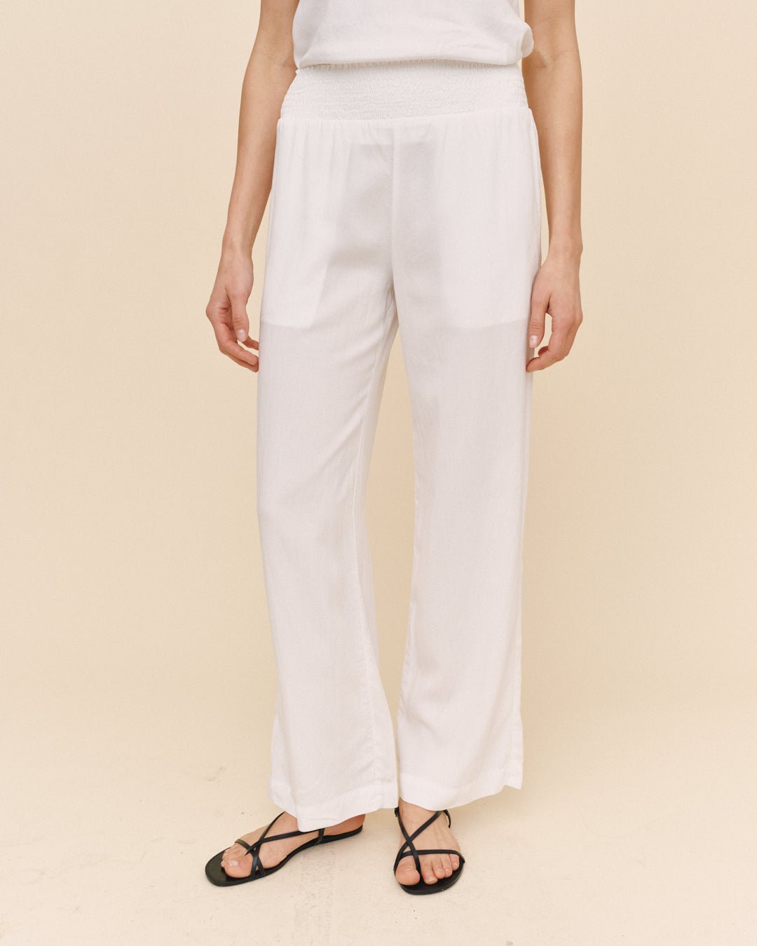 Bella DahlSmocked Waist Wide Leg - WhitePants