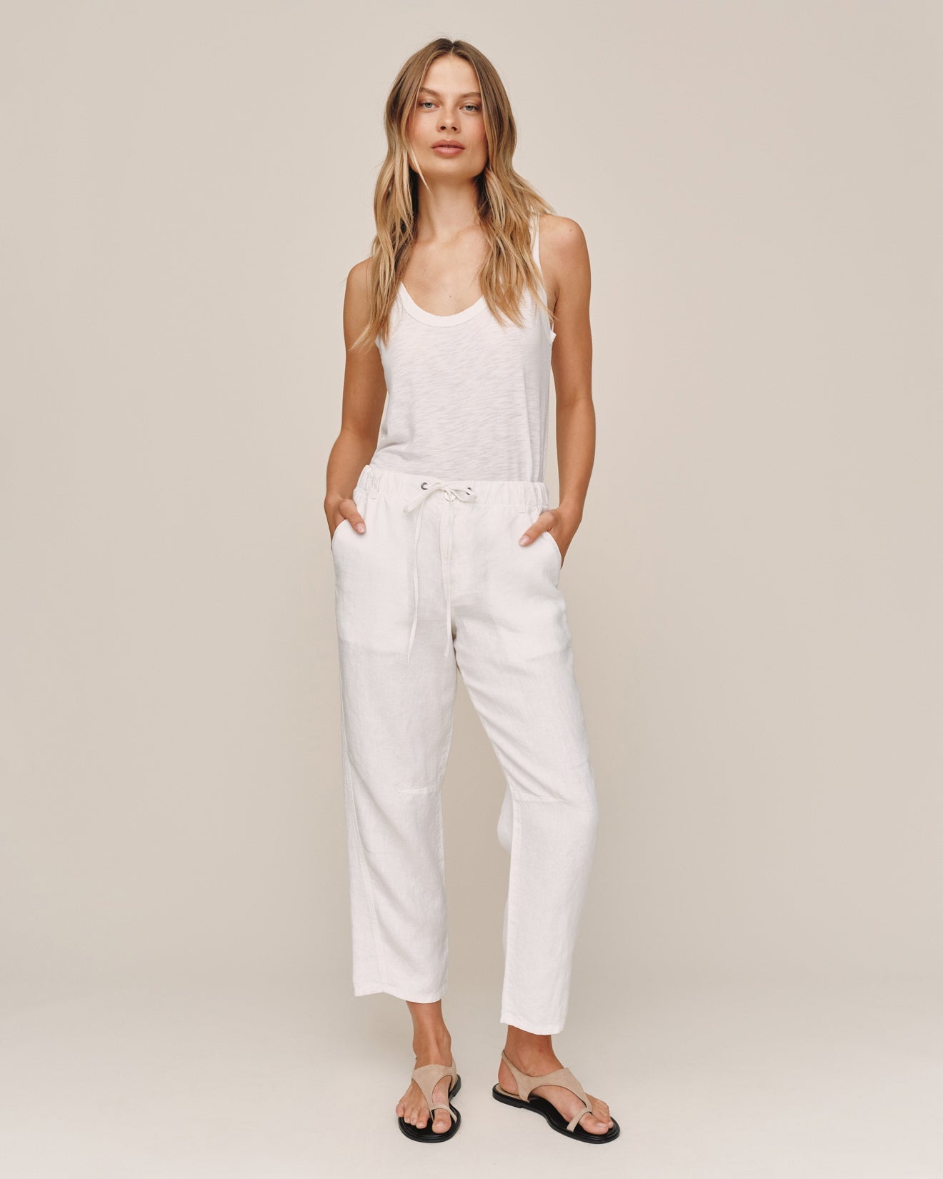 Soft Barrel Zip Front - White – Bella Dahl