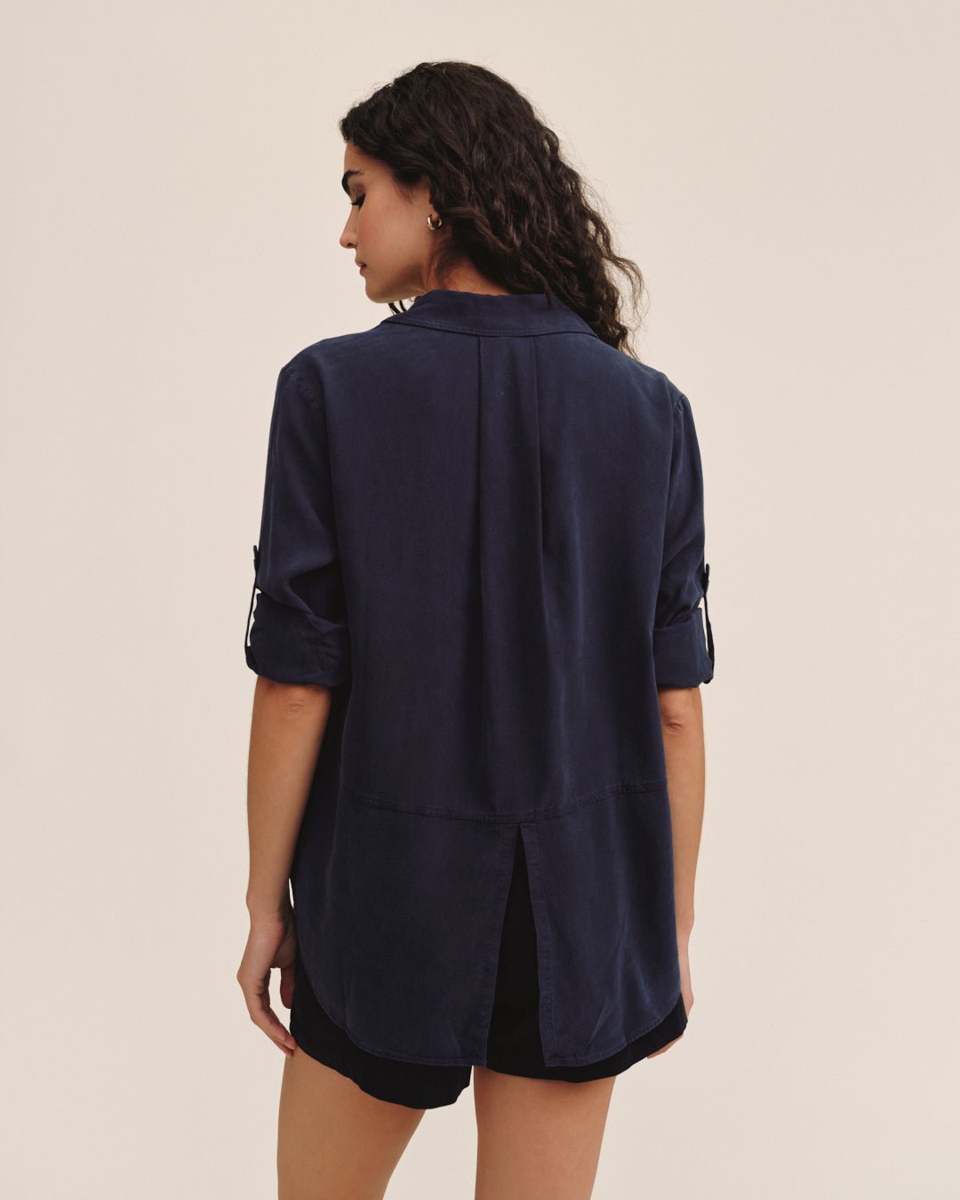 Bella DahlSplit Back Button Down - Endless SeaTops