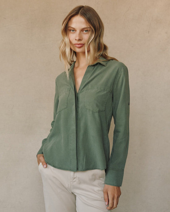 Bella Dahl Split Back Button Down - Fernwood