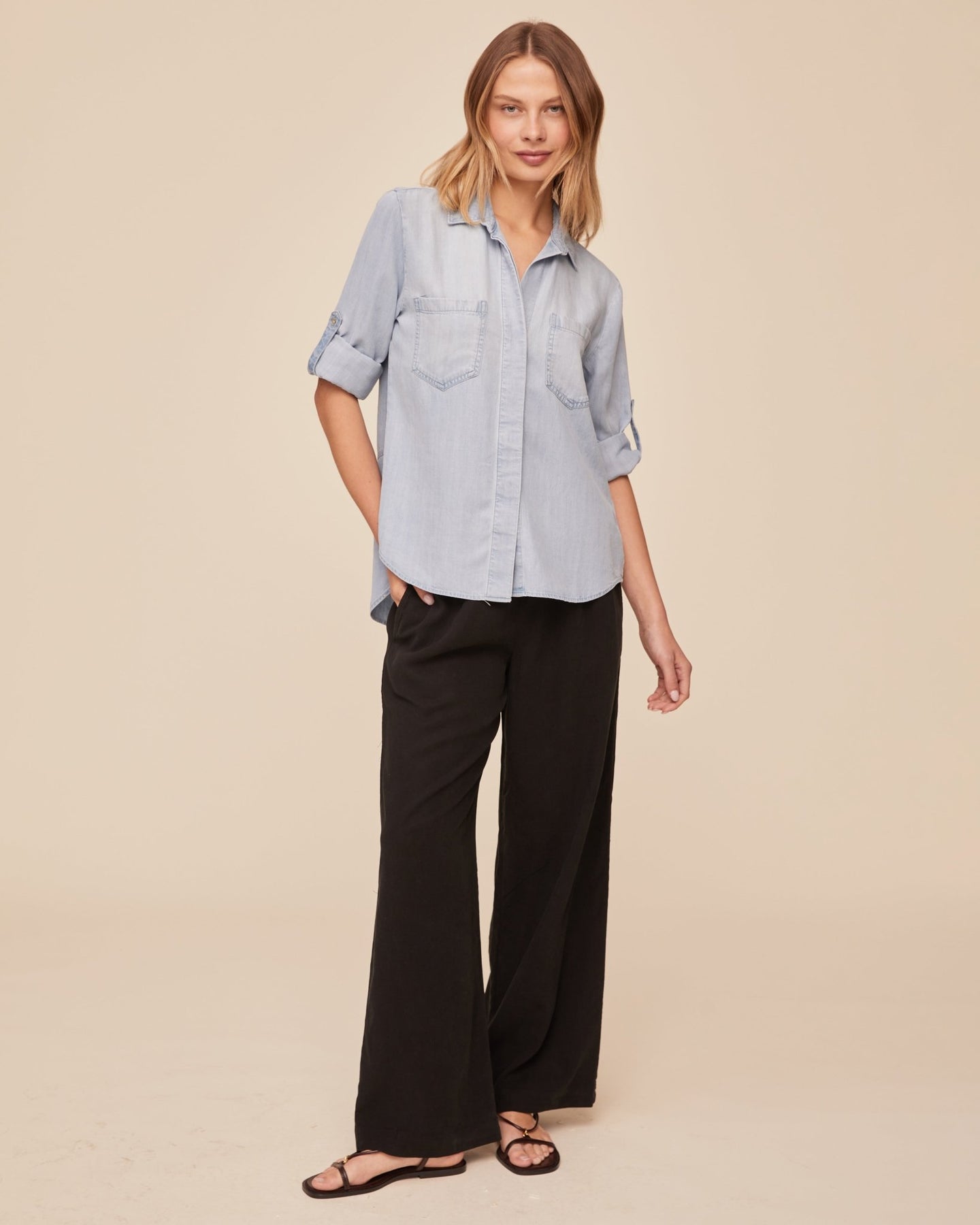 Bella DahlSplit Back Button Down - Light Sunspray WashTops