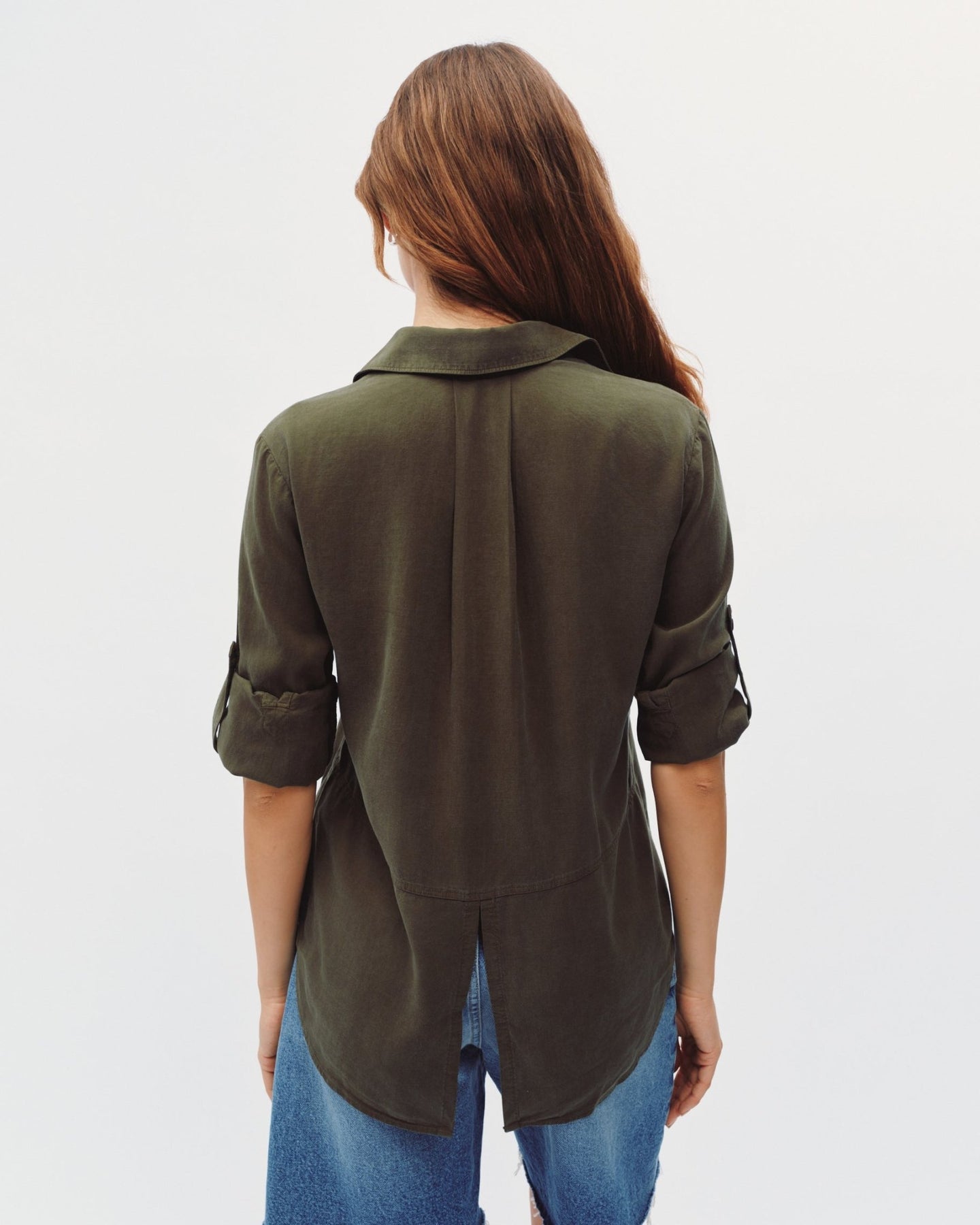 Bella DahlSplit Back Button Down - Olive NightTops