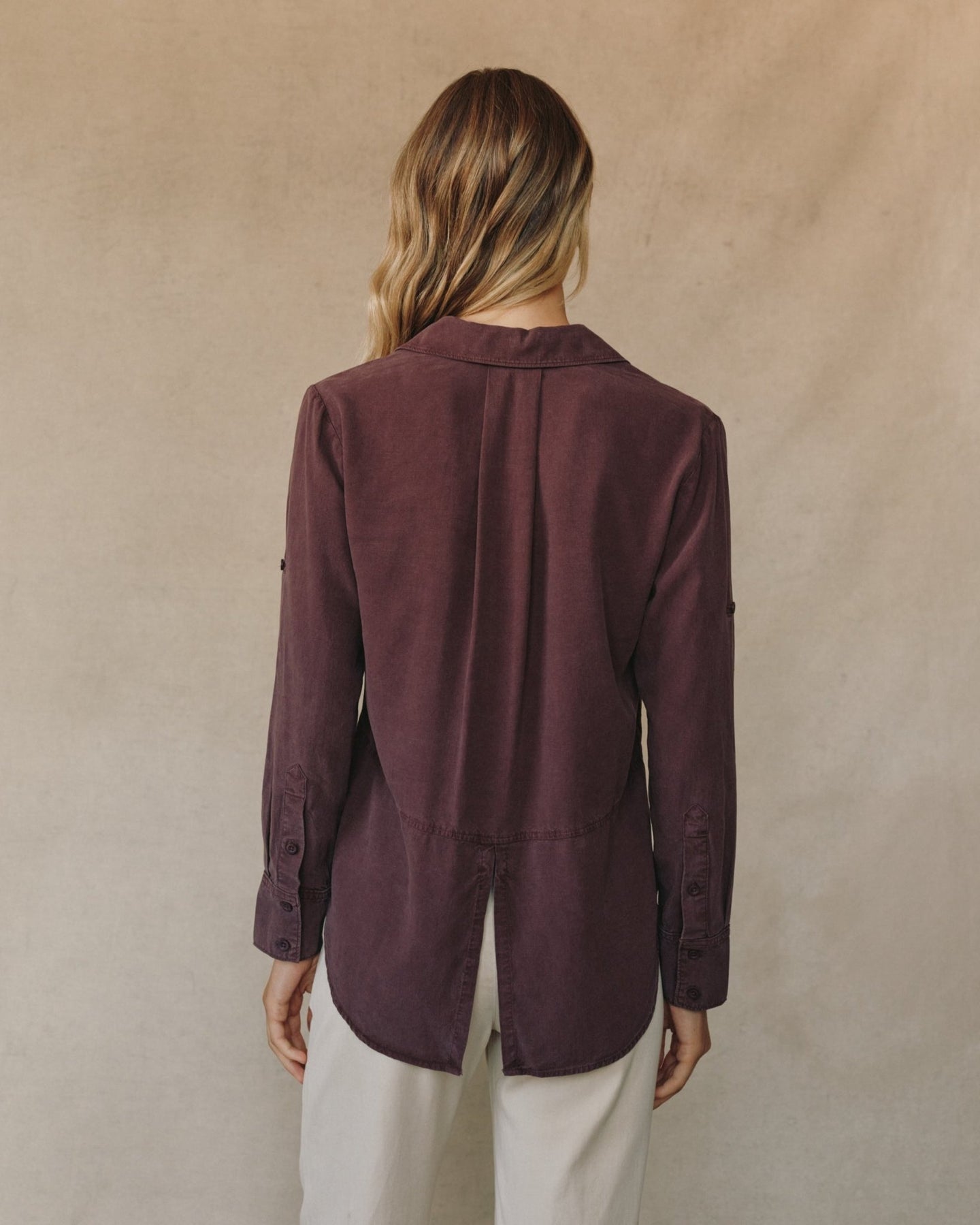 Bella DahlSplit Back Button Down - Pinot NoirTops