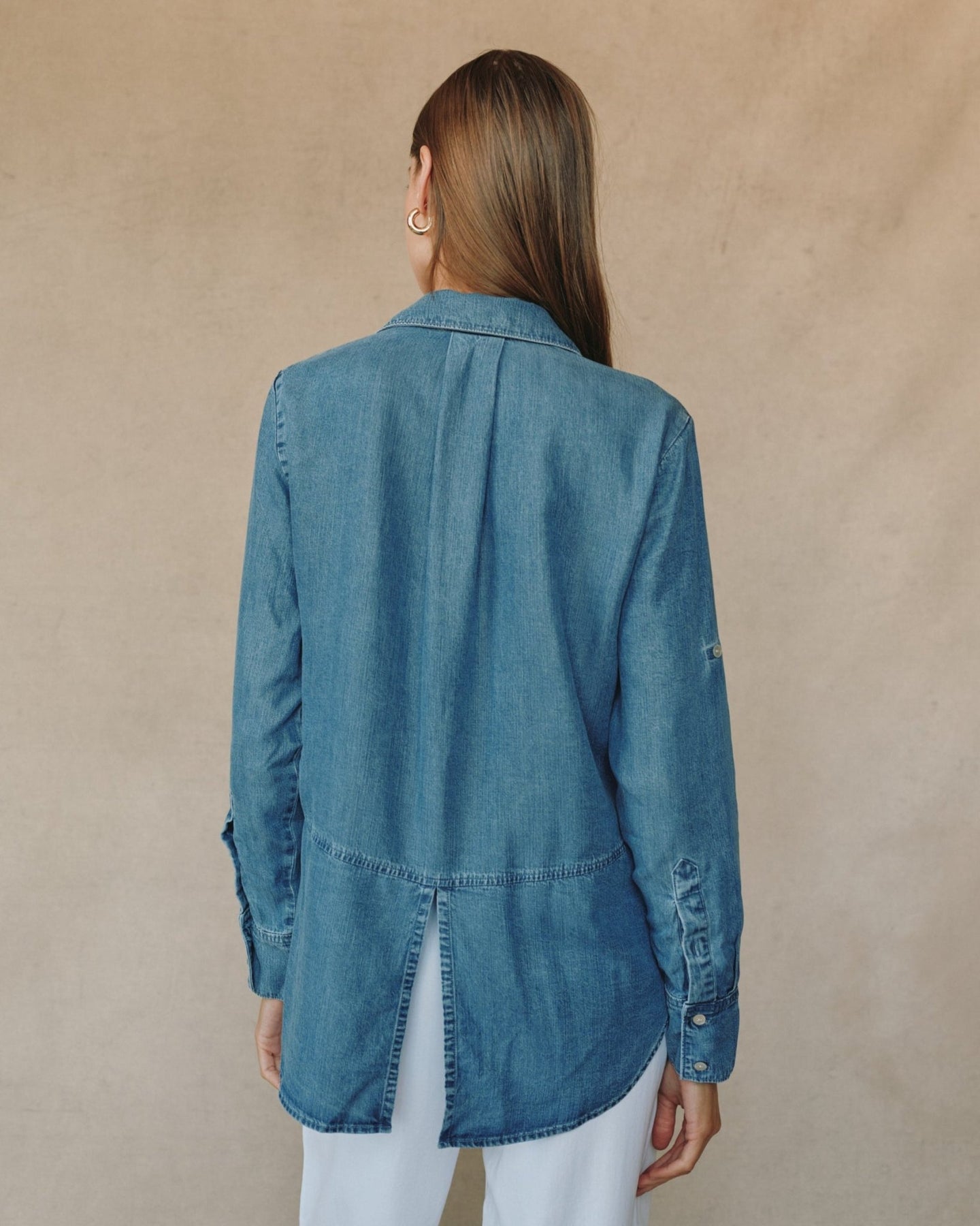 Bella DahlSplit Back Button Down - Skyline Spray WashTops