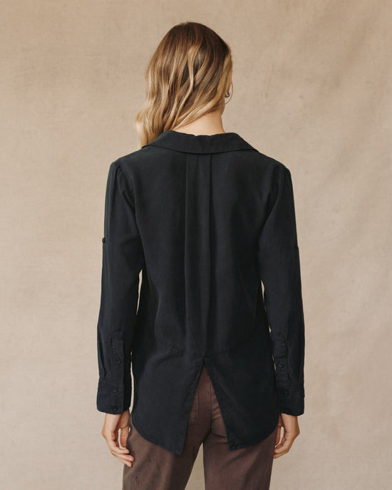 Bella Dahl Split Back Button Down - Vintage Black View 2