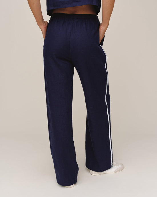 Bella Dahl Sport Stripe Pant - Nautical Night View 2