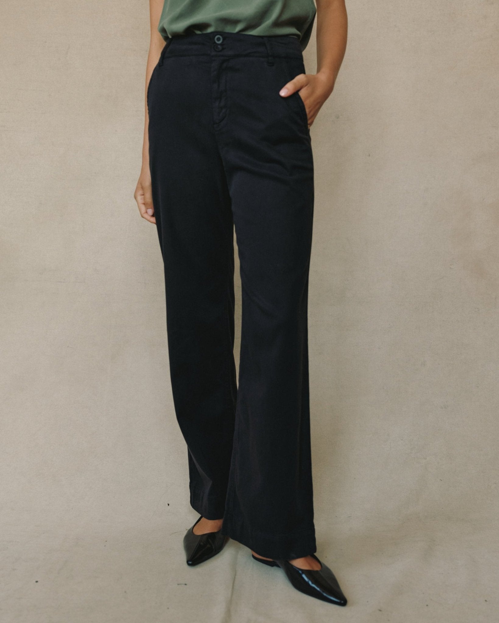 Sydney Wide Leg Pants in Vintage Black - Bella Dahl