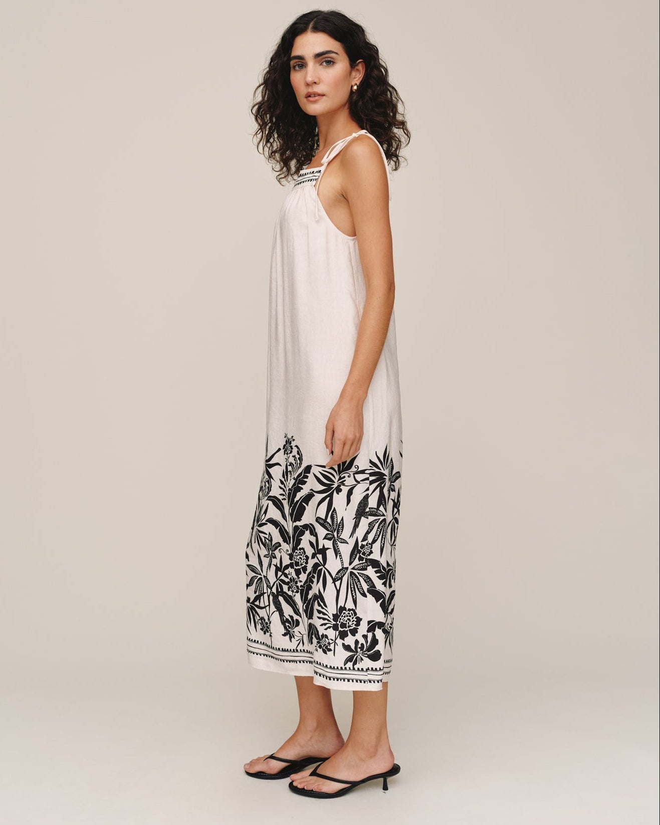 Bella DahlTie Strap Maxi Dress - Botanic Border PrintDresses