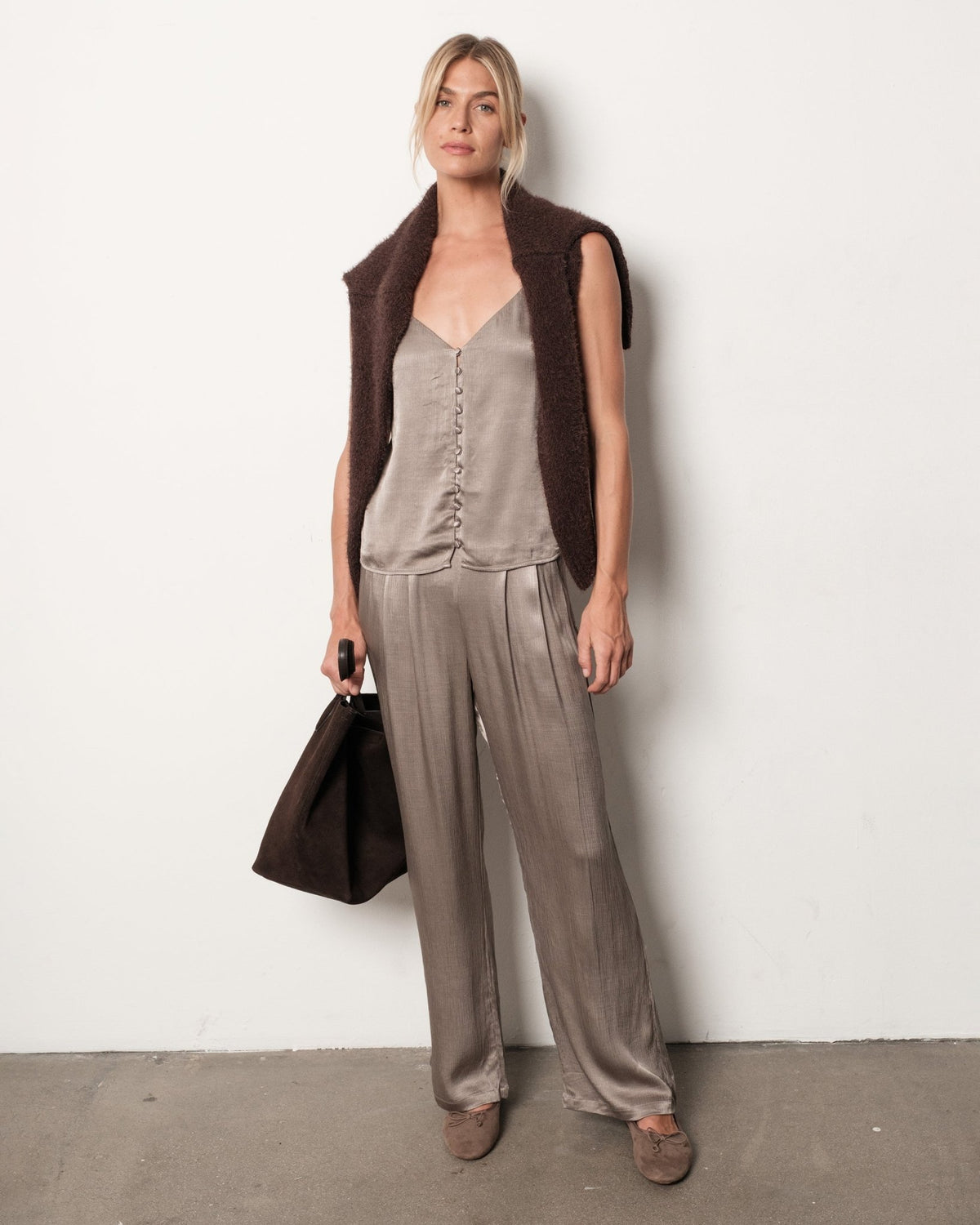 Bella DahlTripled Pleated Wide Leg - MoonPants