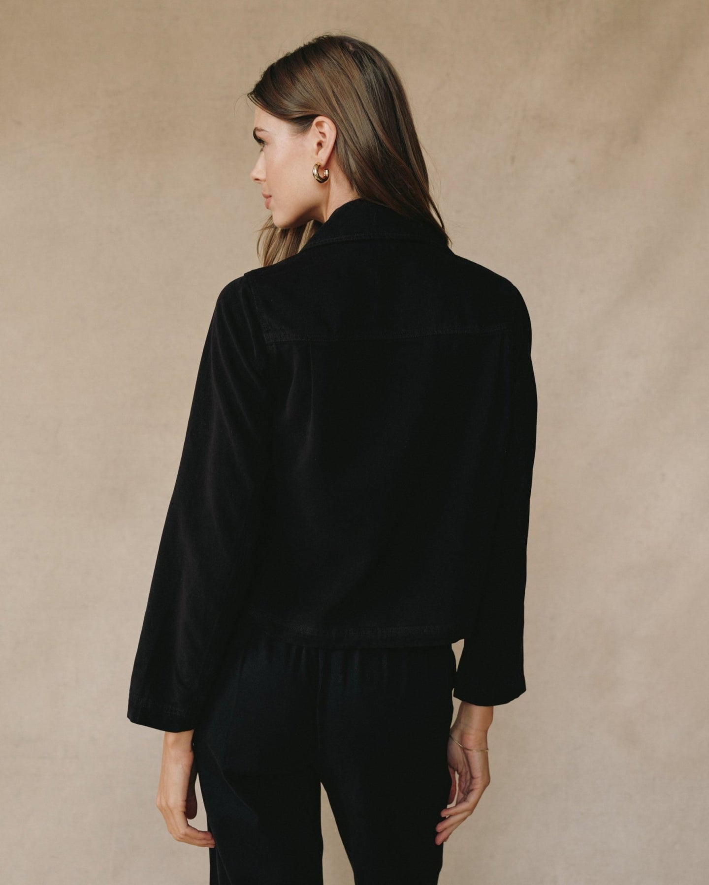 Bella DahlUtility Crop Trench - BlackCoats & Jackets