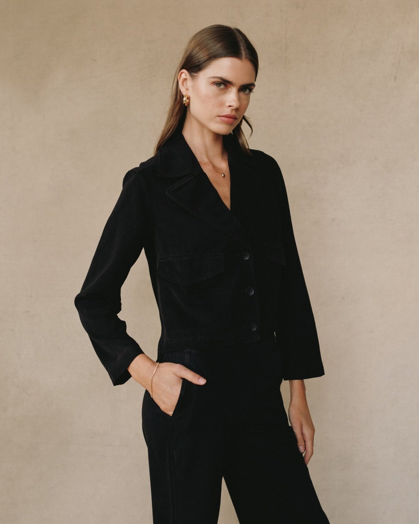 Bella DahlUtility Crop Trench - BlackCoats & Jackets