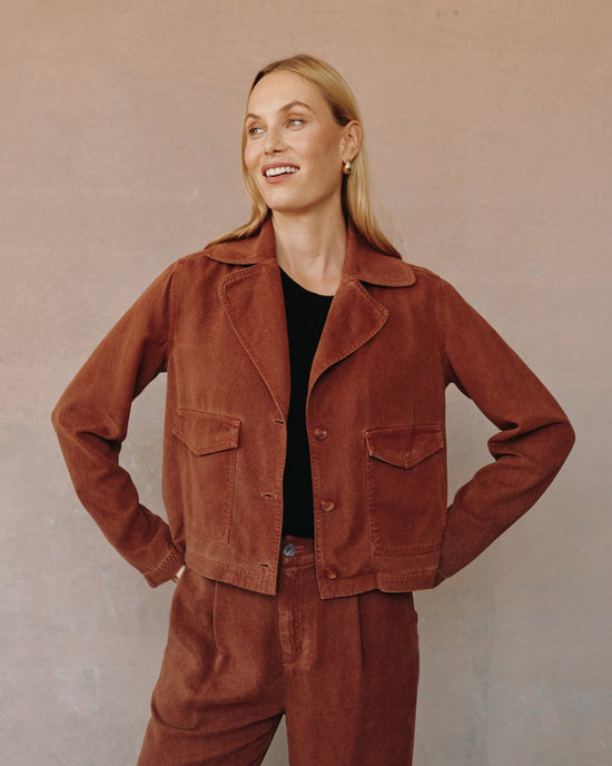 Bella Dahl Utility Crop Trench - Honey oak View 2