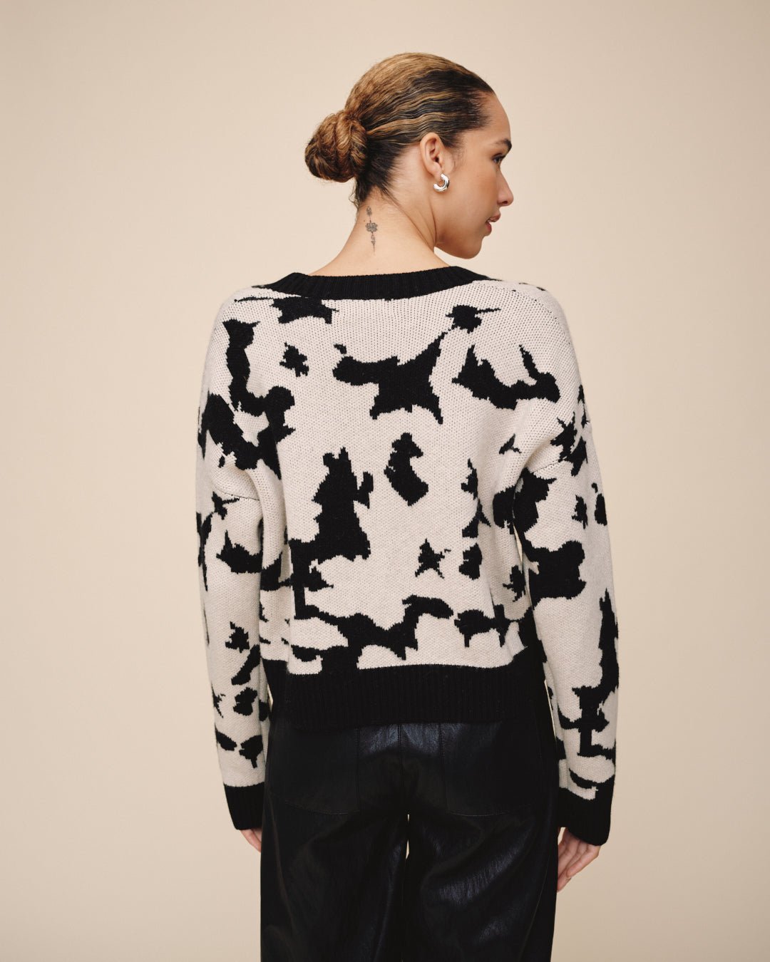 Bella DahlV Neck Cardigan - Floral DazeTops