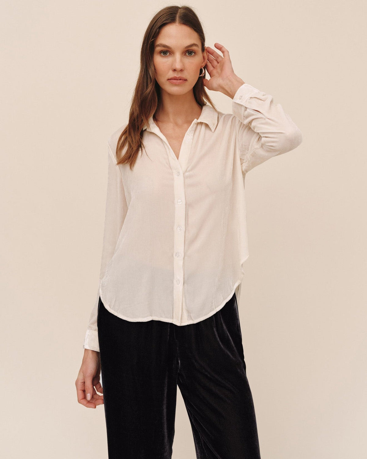 Bella DahlVelvet Long Sleeve Clean Shirt - Winter WhiteTops