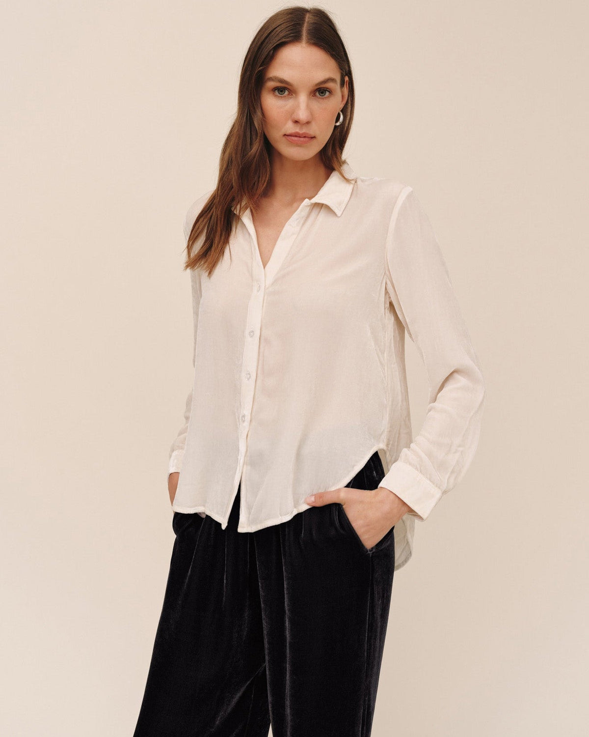 Bella DahlVelvet Long Sleeve Clean Shirt - Winter WhiteTops