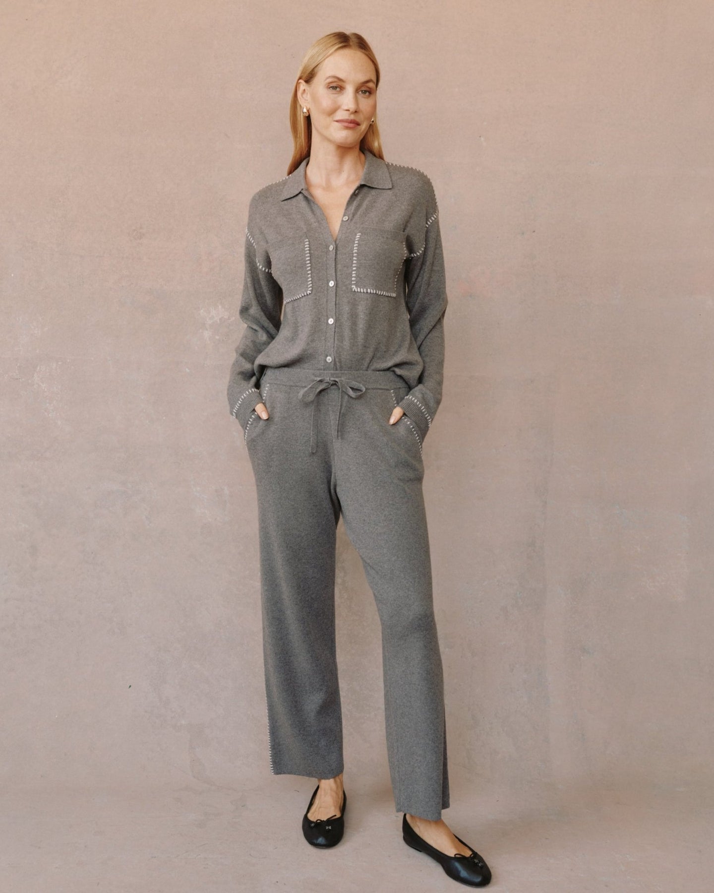 Bella DahlWhip Stitch Straight Leg Pant - Heather SmokePants