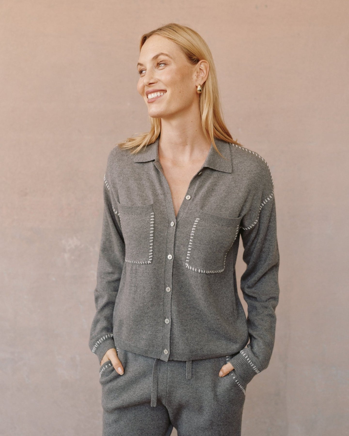 Bella DahlWhip Stitched Pocket Button Sweater - Heather SmokeSweaters