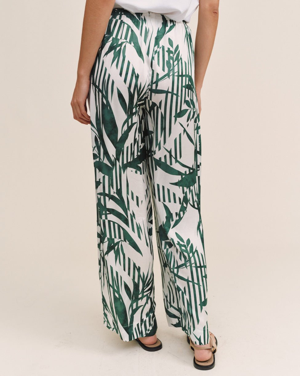 Bella DahlWide Leg With Wide Hem - Palm Paradise PrintPants