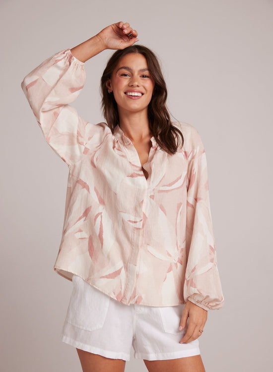 Bella DahlLong Sleeve Shirred Raglan Shirt - Fresco Floral PrintTops